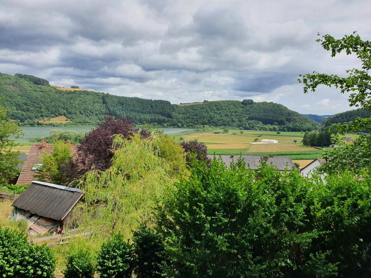 River Mosel Holiday Homes, Meerfeld Studio With A Lake View Exterior photo